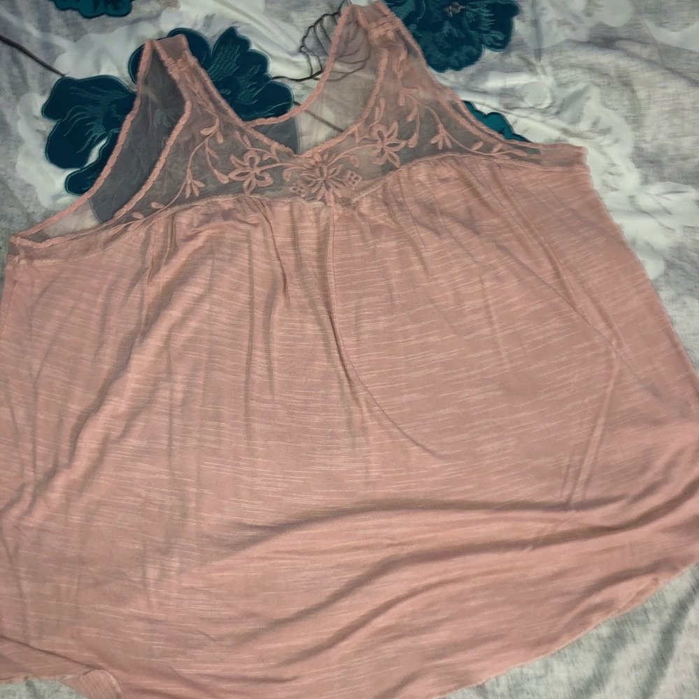 Pale pink tank top